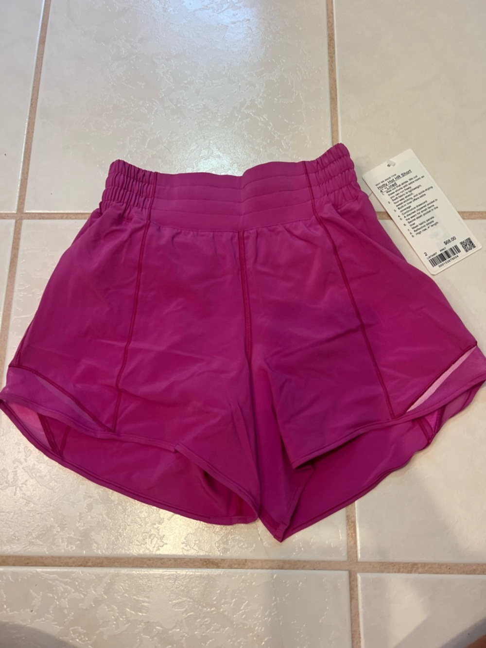 lululemon athletica Women's Athletic Hotty Hot Shorts